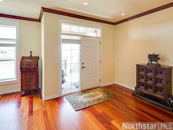 2nd image of 12376 Lakeview Dr N