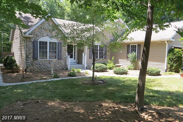 Come see what I have to offer! 406 Battlefield Rd