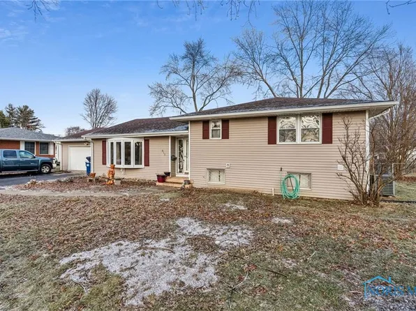 615 Lincolnshire Ln, Findlay, OH 45840
