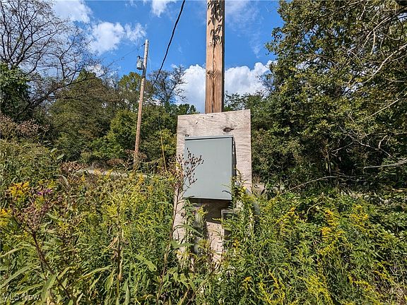 2nd image of County Road 1