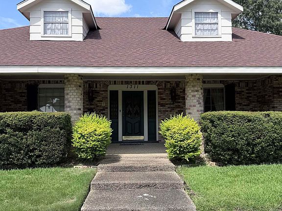2nd image of 1311 Tara Blvd