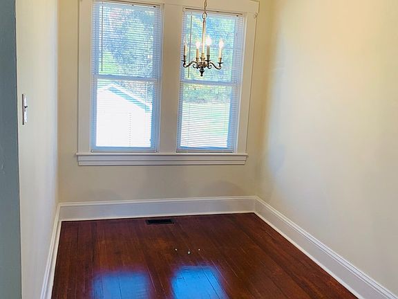 4th image of 2372 Franklin Tpke