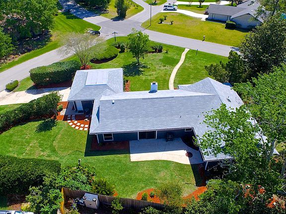3rd image of 2110 THE WOODS Drive