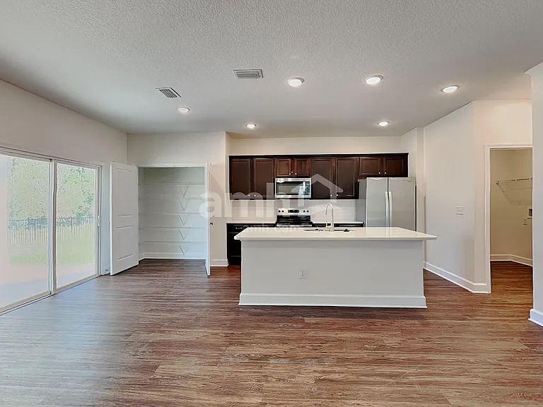 12295 Sapp Rd — Photo 4
