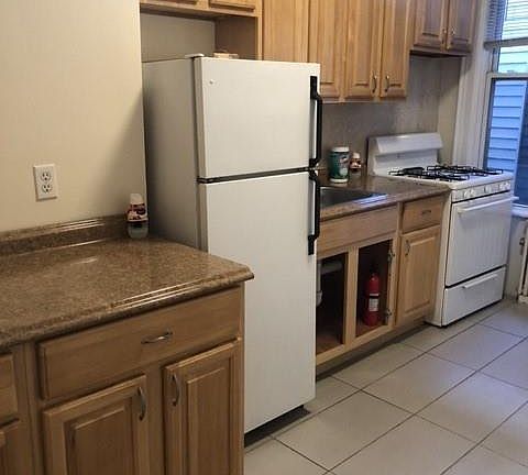 5th image of 141 E 236th St APT 1