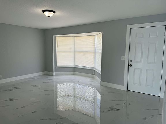 5th image of 4318 Crestdale Street