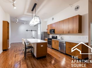 3040 N Ashland Ave #1REAR, Chicago, IL 60657