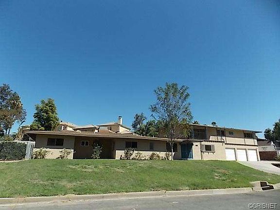 2nd image of 23176 Glendora Dr