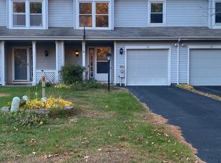 81 Stoney Creek Dr, Clifton Park, NY 12065