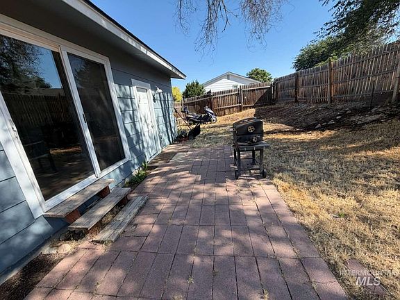 5th image of 9951 W Fox Ridge Dr