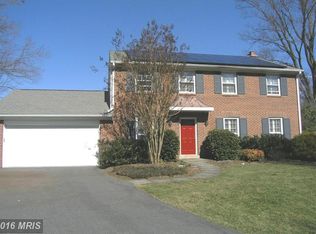 9909 Barstow Ct, Potomac, MD 20854