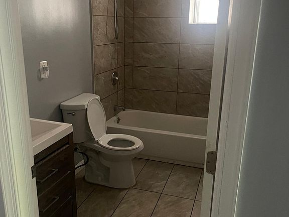 5th image of 6205 W Jefferson St Floor 1