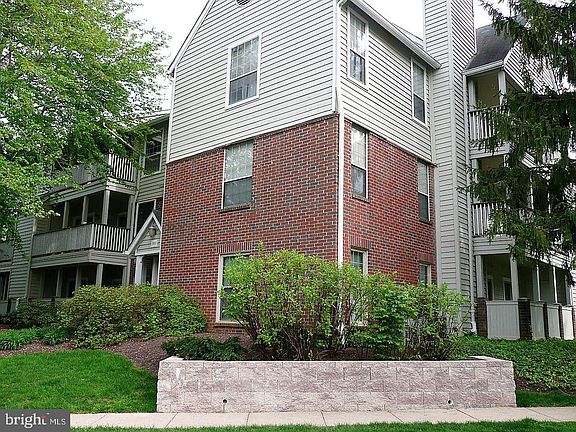 2nd image of 3903 Penderview Dr APT 1535