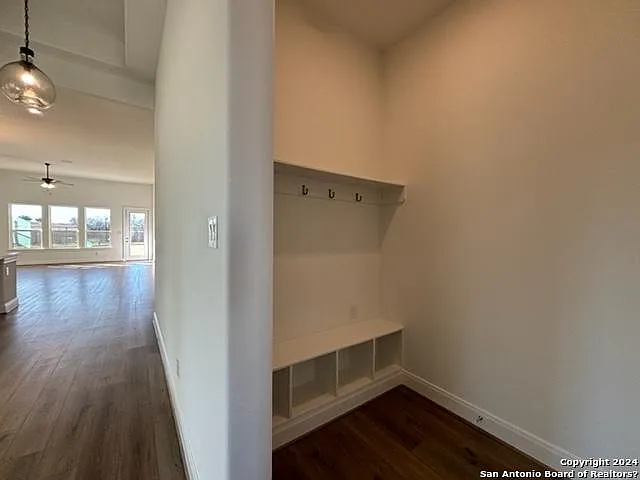 152 W Magnolia Cir — Photo 19