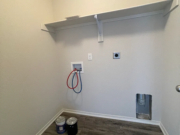 4805 Bedrock Dr — Photo 7