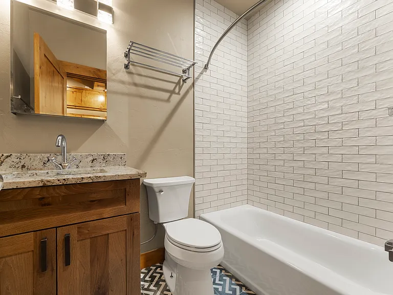 1128 N Grant St #100 — Photo 20