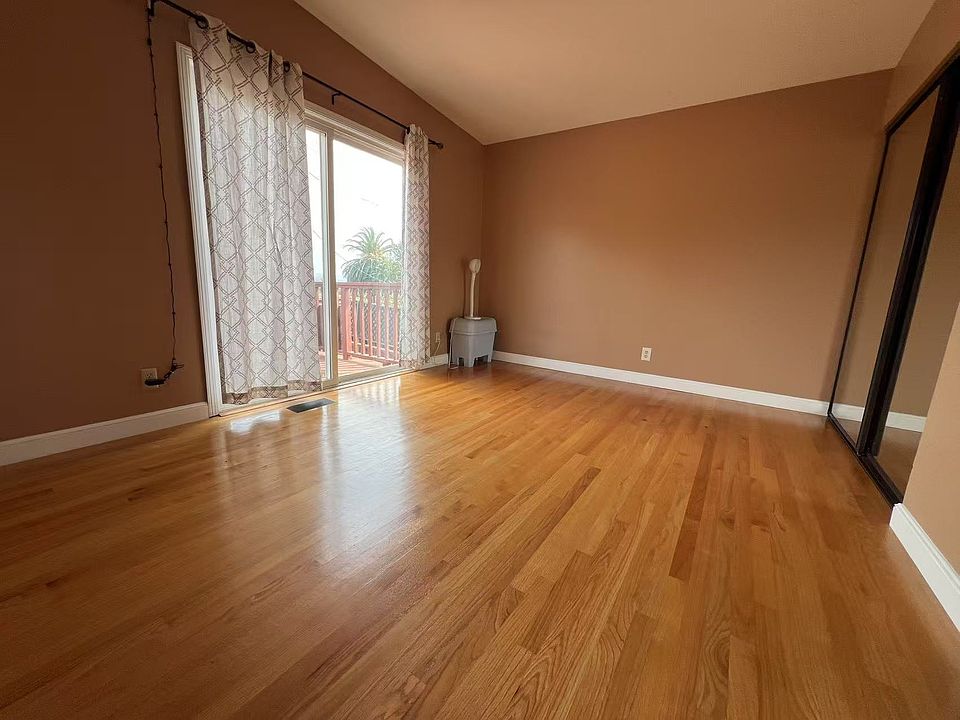 1st image of 3532 Telegraph Dr