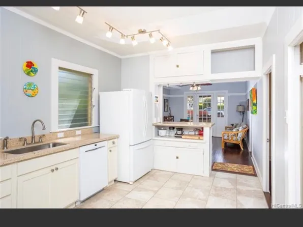 3316 Hinano St #1, Honolulu, HI 96815