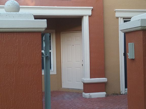 2nd image of 6104 NW 114th Pl APT 212