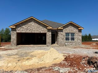 6610 NW Shearleaf Rd, Huntsville, AL 35806