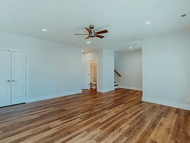 510 Trailside Dr — Photo 23