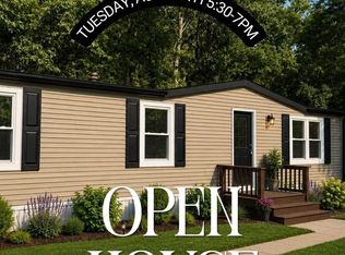 8 Harding Dr, Elmer, NJ 08318