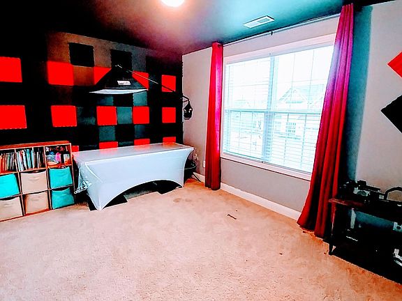 Computer room/studio