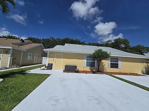 1530 Royal Forest Ct Photo 1