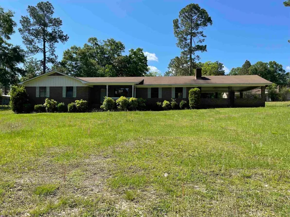 204 Astor Dr, Andalusia, AL 36420