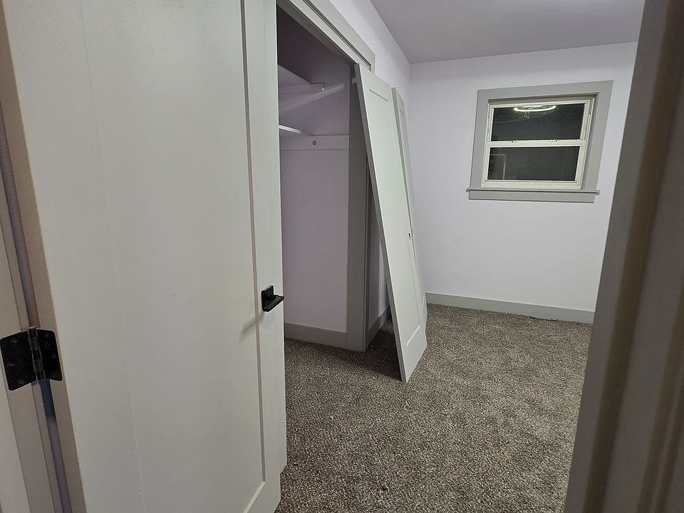 2nd image of 1080 Elbert St