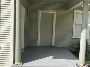 2909 Meadowbrook Dr, Fort Worth, TX 76103