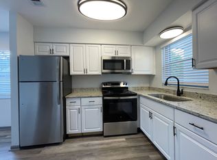 Flats Off 5th, Saint Petersburg, FL 33702