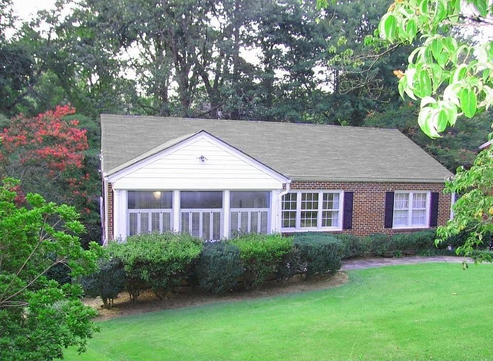 Lawn care included in rent