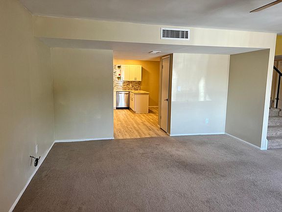 4th image of 1817 W Claremont St