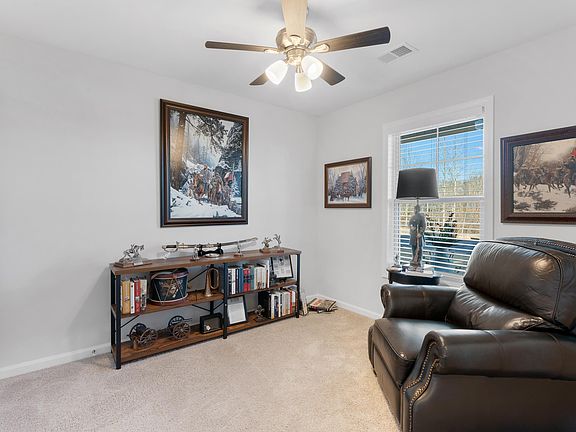4th image of 108 Pilcher Dr