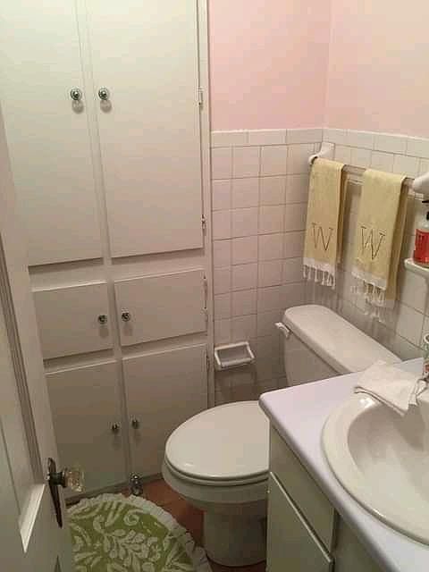 1st image of 1020 Texas St