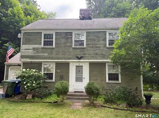 2 Ballfall Rd, Rockfall, CT 06481