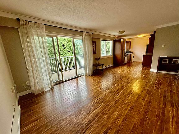 4th image of 33900 Mayfair Ave #8