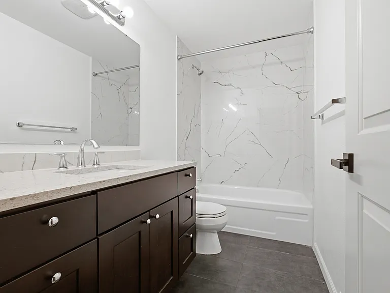 11556 Greenwood Ave N #201 — Photo 13