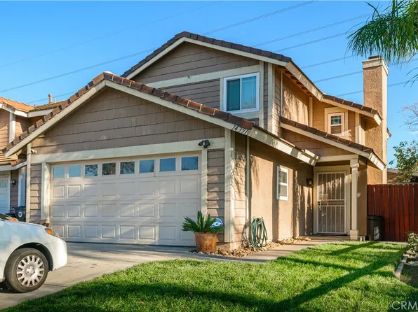 14391 Green Vista Dr, Fontana, CA 92337