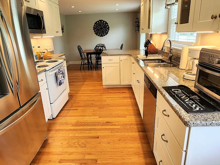40 Dudley Ave — Photo 8
