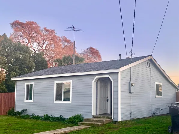 2612 Sierra St, Riverbank, CA 95367