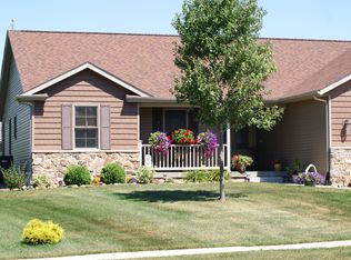 1900 Mill Ct, Clinton, IA 52732