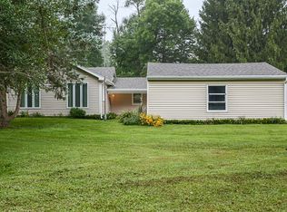 17333 Lime Kiln Rd, Crescent, IA 51526