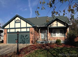 835 Quatro Ln, Leonard, MI 48367