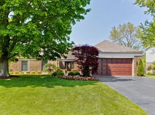 8 Fox Trl, Lincolnshire, IL
