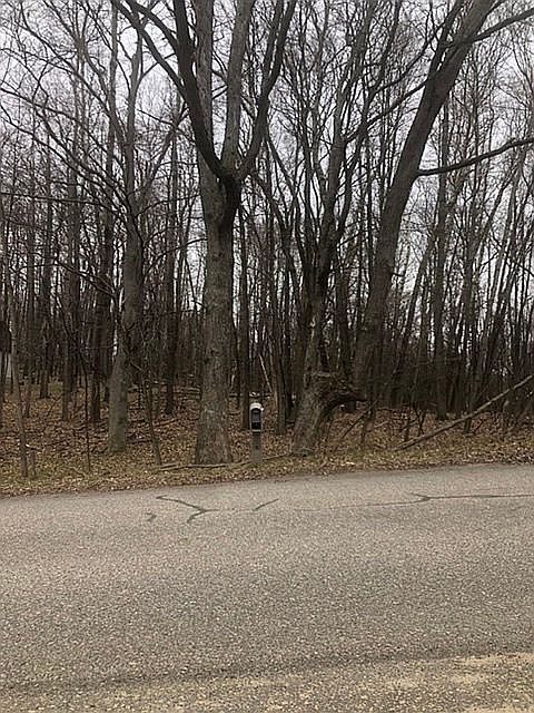 1st image of 9510 Golf Port Dr