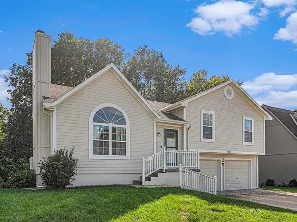 8615 NE 72nd Ter, Kansas City, MO 64158