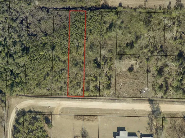 11711 Magnolia St, Fountain, FL 32438