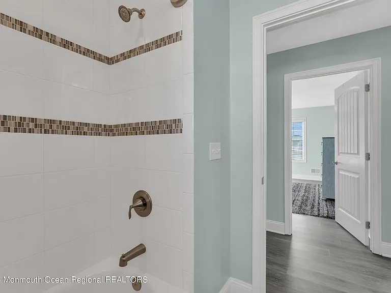 411 Harding Ave — Photo 32